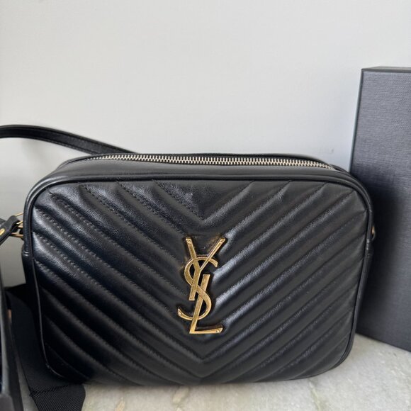 LIMITED EDITION Saint Laurent: YSL Lou Medium Bag WITH TASSEL - Picture 11 of 16